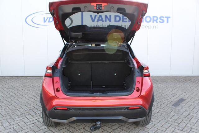 Nissan JUKE 1.0-117pk DIG-T Tekna. Keurig nette, erg luxe en goed onderhouden Nissan Juke, van 1e eig. Autm. airco, LM wielen, metallic lak two tone, stoelverwarming, lane- en side assist, 360gr. camera, trekhaak, LM wielen, navigatie, telefoonvoorb., cruise cntrl et