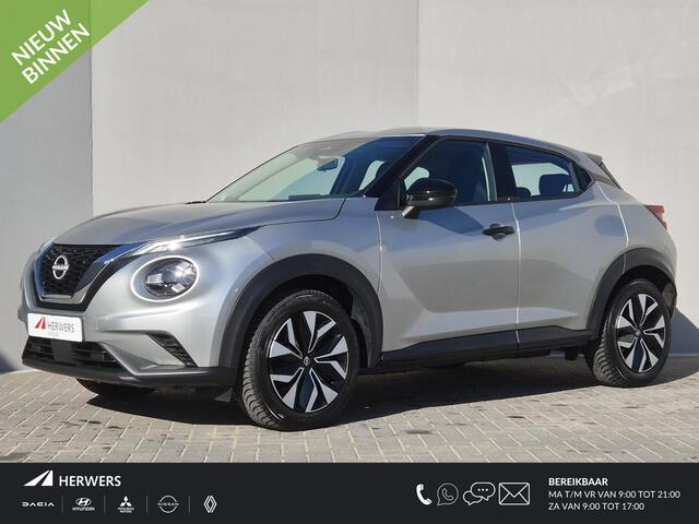 Nissan JUKE 1.0 DIG-T Acenta Handgeschakeld / Allseason banden / Apple Carplay Android Auto / Achteruitrijcamera / Stoelverwarming / Navigatie / Climate control / Cruise control / Lichtmetalen wielen 17" /
