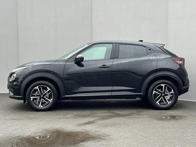 Nissan JUKE 1.0 DIG-T N-Connecta / Achteruitrijcamera / Apple Carplay & Android Auto / Keyless Entry & Start / Navigatie full map / Cruise- en Climate Control / Stuur- en Stoelverwarming / Parkeersensoren voor en achter
