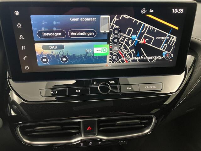 Nissan JUKE 1.6 Hybrid Tekna / ¤3500,- Eindejaarsvoordeel / Nieuw uit Voorraad Leverbaar / Lederen Bekleding / Bose Premium Audio / Technology Pack /Stoel- en Stuurverwarming / Voorruitverwarming / 19 Inch Velgen /