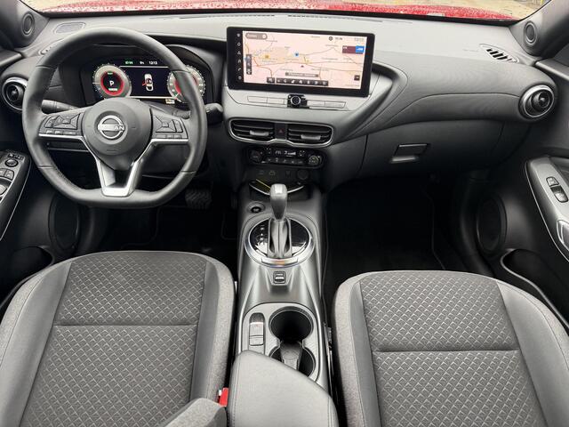 Nissan JUKE 1.6 Hybrid N-Connecta / Automaat / Fabrieksgarantie tot 05-2028 / Navigatie / Camera / PDC / Stoel & Stuurwielverwarming / Apple Carplay & Android Auto / Cruise / Clima / DAB /