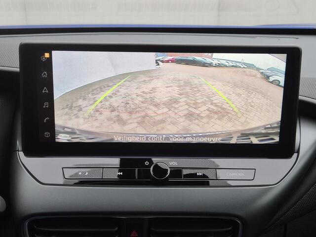 Nissan JUKE 1.0 DIG-T N-Connecta DCT Automaat / Fabrieksgarantie tot 03-2028 / All season banden / Cold Pack / Achteruitrijcamera / Trekgewicht 1250 kg / Cruise control / Draadloze telefoon lader / Apple Carplay Androud Auto /