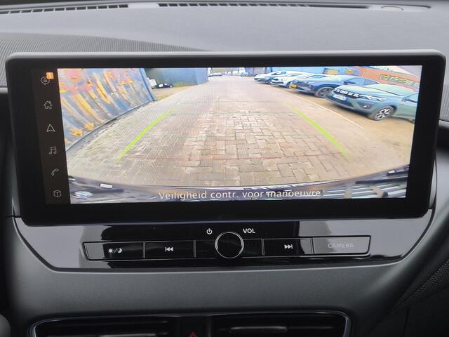 Nissan JUKE 1.0 DIG-T N-Connecta Handgeschakeld / Fabrieksgarantie tot 05-2028 / Cold Pack Light / Trekgewicht 1250 kg / Cruise control / Apple Carplay Android Auto / Achteruitrijcamera / Stuur- & Stoel verwarming / Navigatie /