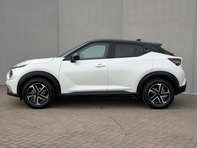 Nissan JUKE 1.6 Hybrid N-Connecta / Fabrieksgarantie tot 07-2028 / Camera / Navigatie / Apple Carplay & Android Auto / Stoel & Stuurwielverwarming / Two Tone / Cruise Control / Keyless /