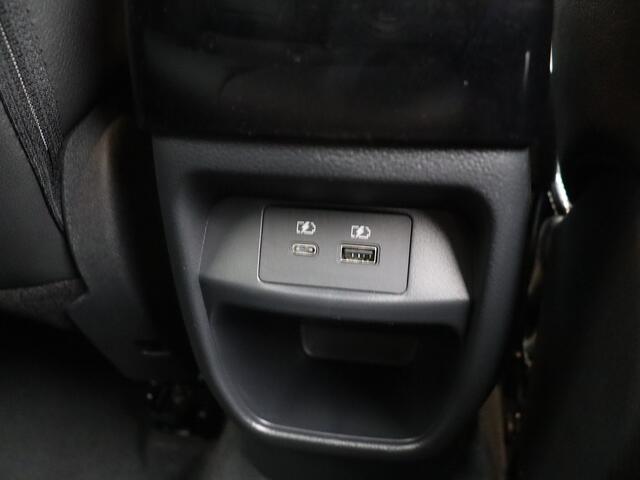 Nissan JUKE N-Design + Interior Pack + Cold Pack + Technology Pack 1.6L HYBRID 143 | 17" Lichtmetalen velgen | 19" lichtmetalen velgen "Akari" | 7" TFT kleurendisplay