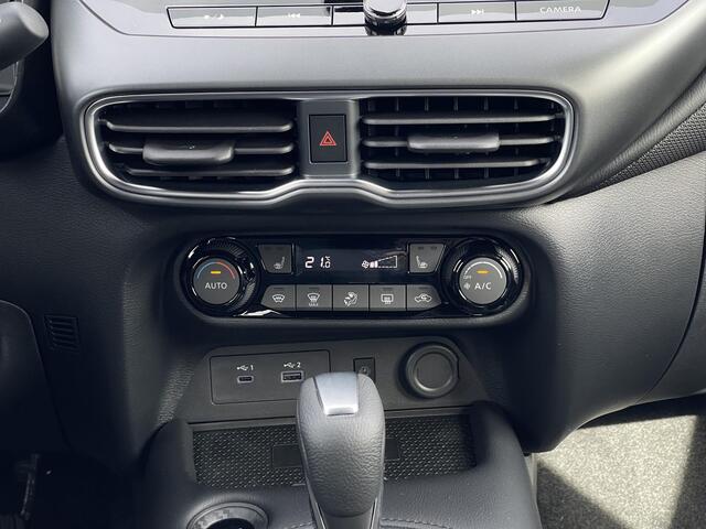 Nissan JUKE 1.6 Hybrid N-Connecta Cold + Technology Pack