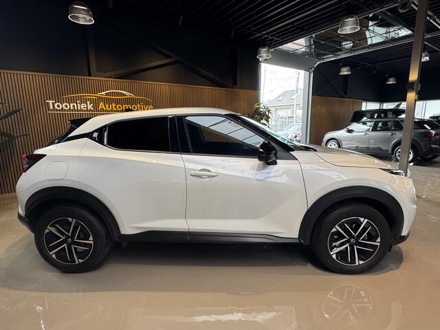 Nissan JUKE 1.0 DIG-T Tekna LMV Navigatie flippers op stuur