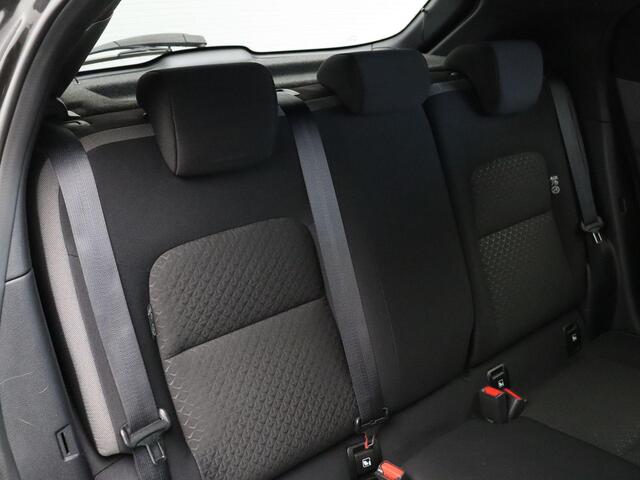 Nissan JUKE 115pk DIG-T N-Connecta | Slechts 53915 km | Achteruitrijcamera | Climate Control | Keyless entry | Navigatie |