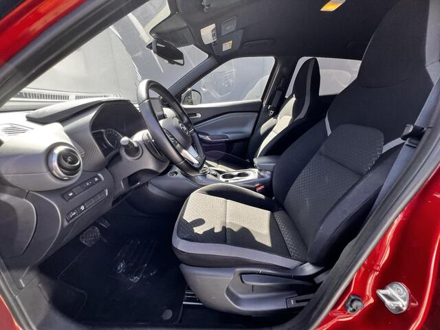 Nissan JUKE 1.0 DIG-T N-Connecta / NL auto / Dealer onderhouden / Trekhaak 1.250 kg / Achteruitrijcamera / Parkeersensoren V+A / Navigatie / Apple Carplay Android / Climate Control /