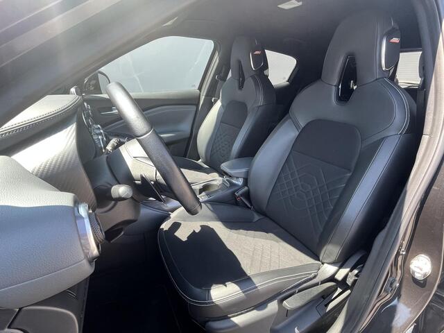 Nissan JUKE 1.0 DIG-T N-Design / Premium Audio Systeem / Cold Climate Pack / Full-Map Navigatie / 100% dealer onderhouden / Apple Carplay&Android Auto / Technology Pack / Adaptief Cruise Control / Schakelmogelijkheid Aan Stuur / Keyless /