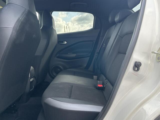 Nissan JUKE 1.6 Hybrid N-Design / Automaat / Apple Carplay / Navigatie / Telefoon / Camera / Climate Control / Dealer onderhouden.