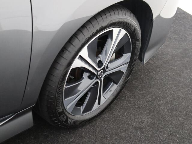 Nissan LEAF N-Connecta 40 kWh