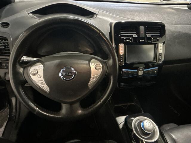 Nissan LEAF Tekna 30 kWh | Stuurwiel verwarmd | Rondomzicht camera | Voor~stoelen verwarmd!