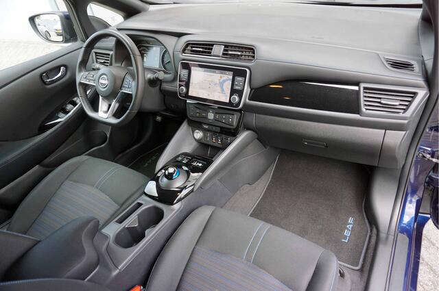 Nissan LEAF N-Connecta 40kWh SOH 91% Nieuwstaat!