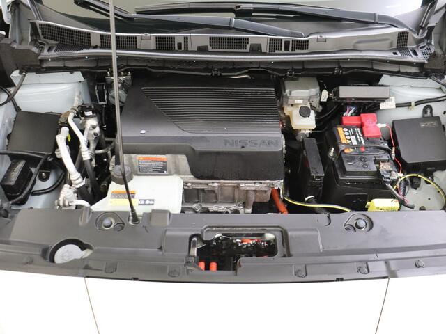 Nissan LEAF N-Connecta 40 kWh | Trekhaak | Half leder | bluetooth