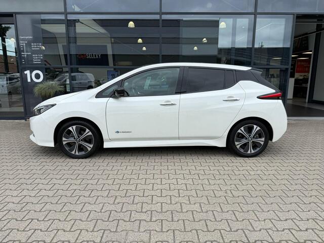 Nissan LEAF Tekna 40 kWh *Trekhaak & 360 Camera*