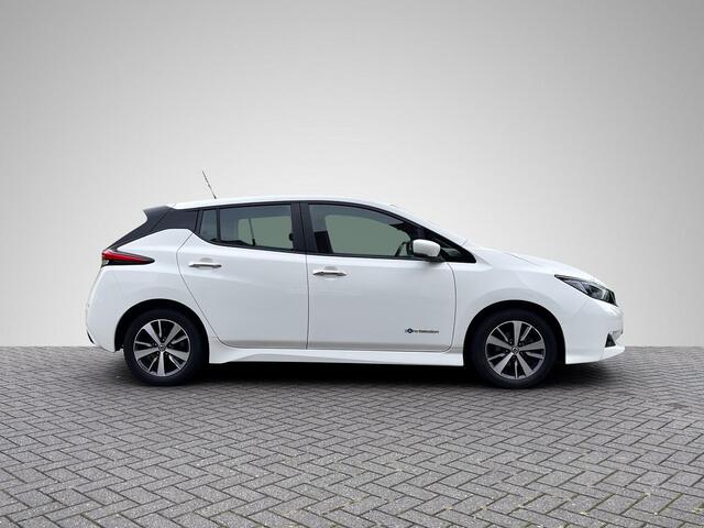 Nissan LEAF Acenta 40 kWh | Navigatie | Camera | Adapt. Cruise Control | Apple Carplay/Android Auto | Keyless Entry | Dodehoek Detectie | Rijklaarprijs!