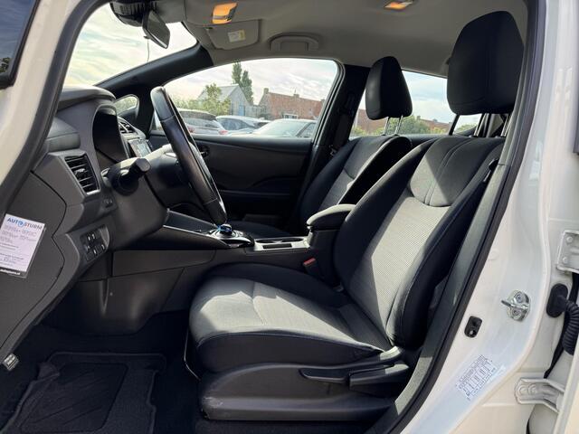 Nissan LEAF Acenta 40 kWh | Navigatie | Camera | Apple Carplay/Android Auto | Dodehoek Detectie | Adapt. Cruise Control | Rijklaarprijs!