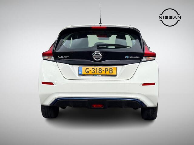Nissan LEAF Acenta 40 kWh SoH 91% | Navigatie | Camera | Adapt. Cruise Control | Apple Carplay/Android Auto | Keyless Entry | Dodehoek Detectie | Rijklaarprijs!