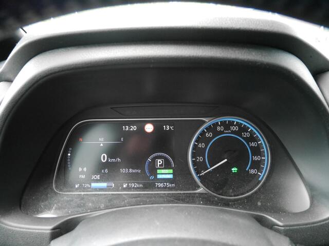 Nissan LEAF Acenta 40 kWh | Achteruitrijcamera | Stoel en stuurverwarming | Navigatie | Lichtmetalen velgen | Climate control | Cruise control adaptive | Keyless entry en start