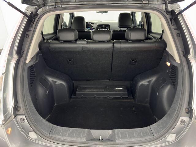 Nissan LEAF Tekna 30 kWh {SOH-78%} Aut. *LUXURY-LEATHER | FULL-LED | BOSE-SURROUND | TOP-VIEW | KEYLESS | NAVI-FULLMAP | ECC | HEATED-COMFORTSEATS | CAMERA | DIGI-COCKPIT | PRIVACY-GLASS | 17"ALU*