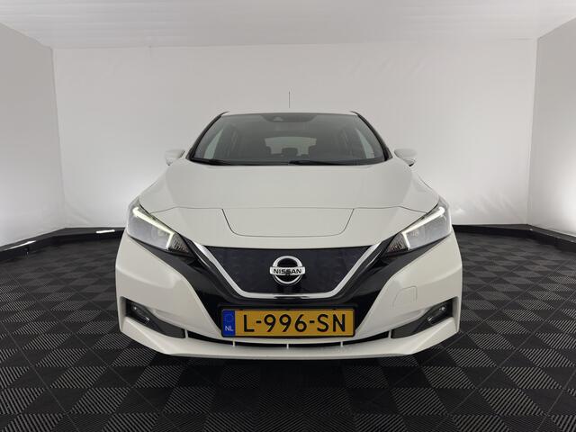 Nissan LEAF Acenta 40 kWh {SOH-90%} Aut. *ADAPTIVE-CRUISE | KEYLESS | NAVI-FULLMAP | BLIND-SPOT | DAB+ | PDC | COMFORTSEATS | DIGI-COCKPIT | PRIVACY-GLASS | 17"ALU