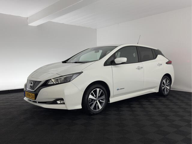Nissan LEAF Acenta 40 kWh {SOH-90%} Aut. *ADAPTIVE-CRUISE | KEYLESS | NAVI-FULLMAP | BLIND-SPOT | DAB+ | PDC | COMFORTSEATS | DIGI-COCKPIT | PRIVACY-GLASS | 17"ALU