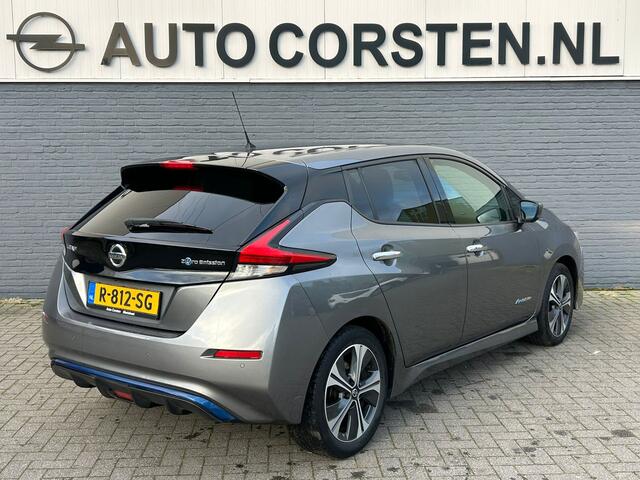 Nissan LEAF N-Connecta 40kWh Navi Ecc 360°Camera Adap.Cruise Pdc Keyless Blindspot Apple Carplay Android Auto Stoel+Stuurverwarming DAB Bluetooth Lmv Privacyglas Zeer compleet!