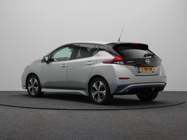 Nissan LEAF N-Connecta 40 kWh | Accu score 92% | Trekhaak | Dealer onderhouden | Stoel- en stuurwielverwarming | Achterbankverwarming |