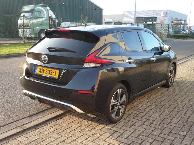 Nissan LEAF Tekna 40 kWh