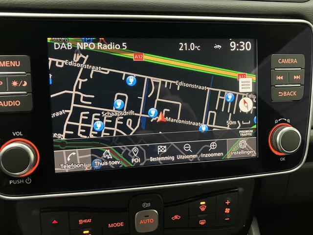 Nissan LEAF e+ N-Connecta 62 kWh / Eerste Eigenaar / Dealer Onderhouden / 385 KM WLTP / Navigatie / Stoel- en Stuurverwarming / 360 Graden Camera / Cruise Control / Climate Control /