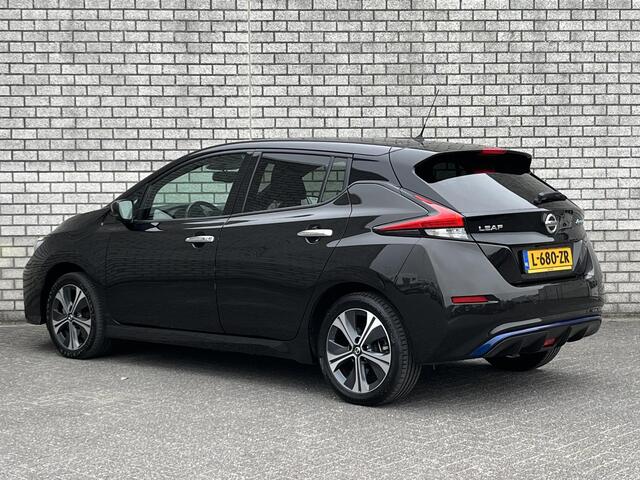 Nissan LEAF e+ N-Connecta 62 kWh | Achteruitrijcamera | Stoel + stuurverwarming | Navigatie | Apple CarPlay / Android Auto |
