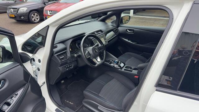 Nissan LEAF N-Connecta 40 kWh Dealer Onderhouden SOH 85.5%