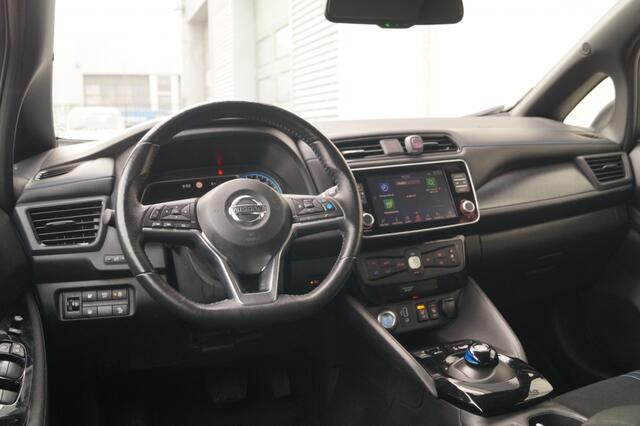 Nissan LEAF N-Connecta 40kWh -SOH90%-NAVI-ECC-PDC-CAM-
