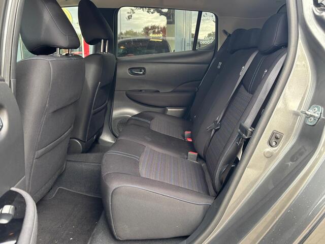 Nissan LEAF N-Connecta 40 kWh | NAVIGATIE | 360° CAMERA | STOELVERWARMING | NL-AUTO |