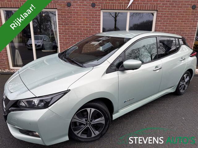 Nissan LEAF N-Connecta 40 kWh 360 CAMERA / STOEL&STUUR VERW. / KEYLESS / NAV