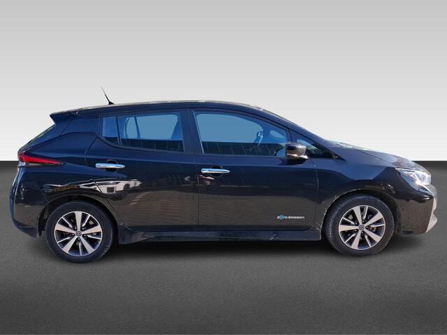 Nissan LEAF Acenta 40 kWh
