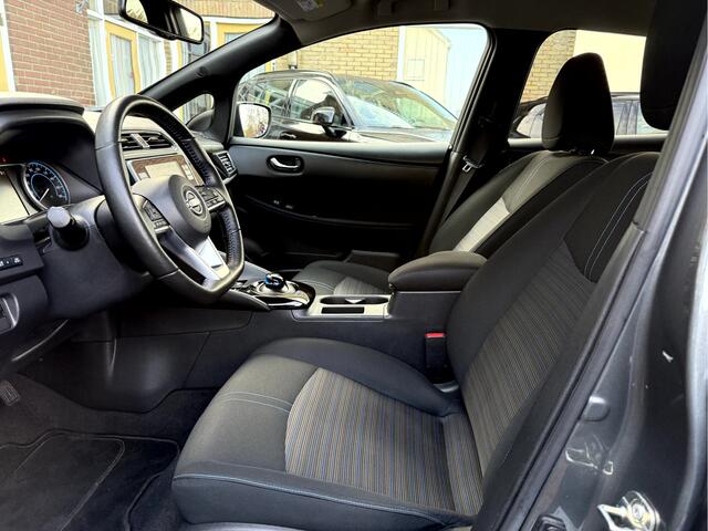 Nissan LEAF e+ N-Connecta 59 kWh SOH 94%, App Connect, 17''Lmv, Stoelverwarming