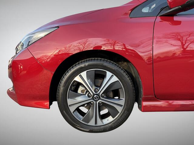 Nissan LEAF N-Connecta 40 kWh LED Pack