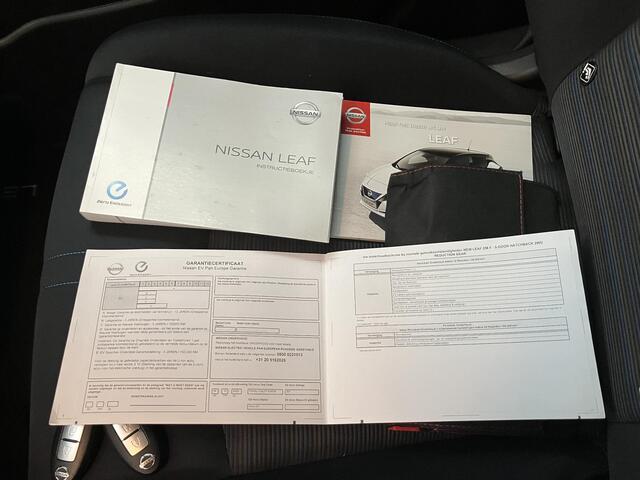 Nissan LEAF N-Connecta 40 kWh / 270 KM WLTP / Eerste Eigenaar / Dealer Onderhouden / Navigatie / 360 Graden Camera / Stoel- en Stuurverwarming / Keyless /