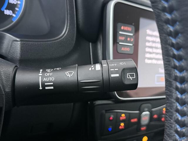 Nissan LEAF N-Connecta 40 kWh WLTP actieradius ± 270 km WORDT VERWACHT Locatie Mazda RIJEN Adres: Parallelweg 49, 5121 LD Rijen