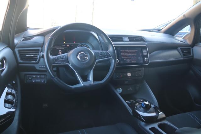 Nissan LEAF Acenta 40 kWh, Camera, Cruise, Navi