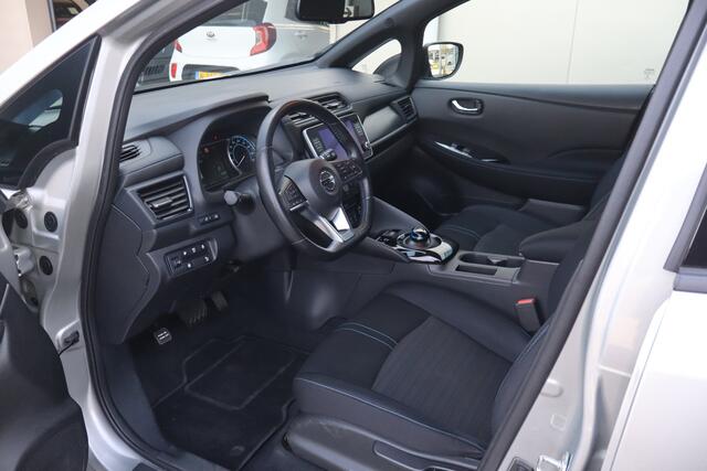 Nissan LEAF N-Connecta 40 kWh - NL- Auto!! Stoel+Stuurverw. I Camera 360 I Dode Hoek