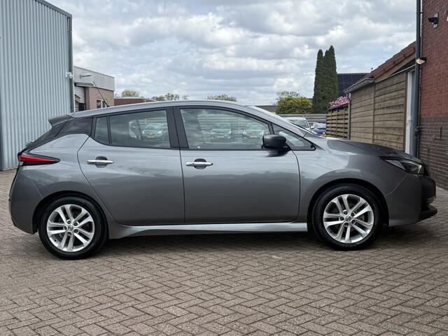 Nissan LEAF Acenta 40 kWh | CAMERA | KEYLESS | NAVI | CRUISE | DAB |