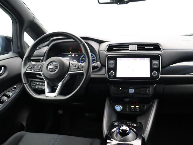 Nissan LEAF N-Connecta 40 kWh | Navigatie | Stoel & Stuurverwarming | 92% SOH | Lichtmetaal |