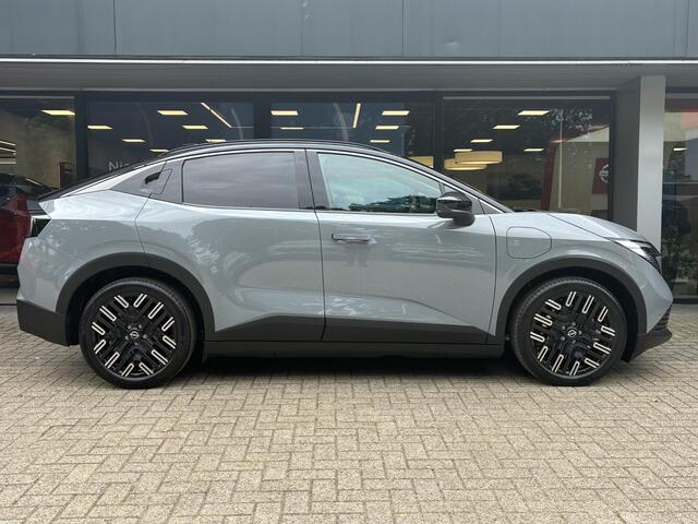 Nissan LEAF Evolve 52 kWh NIEUW UIT VOORRAAD LEVERBAAR | Lederen bekleding | Stoel- en stuurverwarming | Stoelmassage | Climate Control | Parkeersensoren voor- en achter | Warmtepomp | Navigatiesysteem | Head-up Display | Dimmend panoramisch dak | Fabrieksgarantie