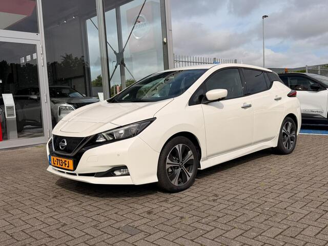 Nissan LEAF N-Connecta 40 kWh | 1E EIGENAAR | NL-AUTO | 360° CAMERA |