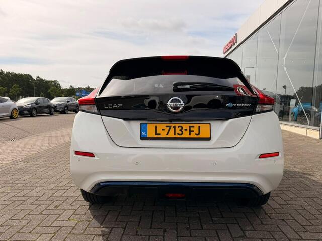 Nissan LEAF N-Connecta 40 kWh | 1E EIGENAAR | NL-AUTO | 360° CAMERA |