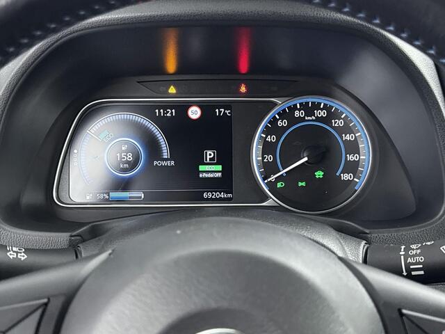 Nissan LEAF N-Connecta 40 kWh | Apple Carplay/Android | cruise control adaptief | dodehoek detectie | lichtmetalen velgen 17" | navigatiesysteem full map |
