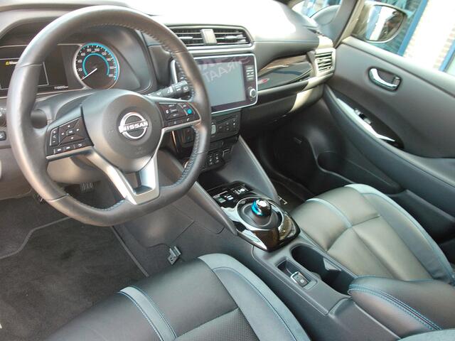 Nissan LEAF e+ Tekna 62 kWh, SOH 90.8% / Trekhaak / BOSE / Leder / Camera 360 / Stoel + stuurverwarming / 17' LMV